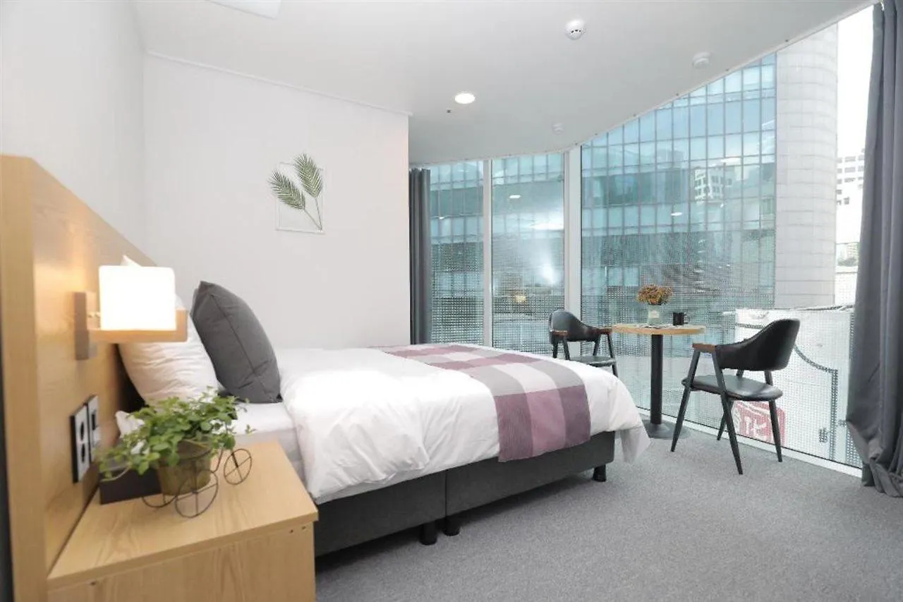 Line Hotel Myeongdong Seoul 3*,