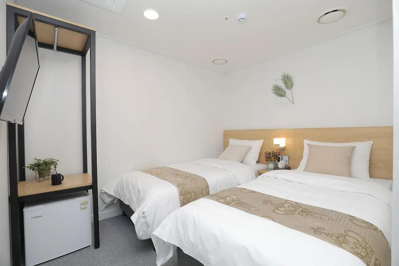 Line Hotel Myeongdong Seoul